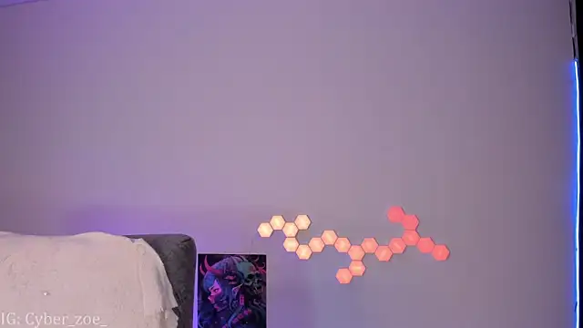 Snapshot of cyberzoe chatting on 09-17-25, 01:57 cyberzoe online show from 09-17-25, 01:57