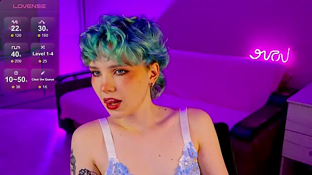 School Love online show from 12-11-24, 07:25