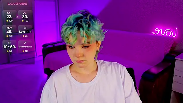 School Love online show from 01-08-25, 01:09