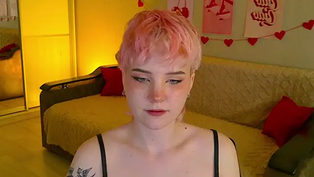 School Love online show from 09-26-25, 12:20