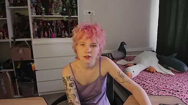 School Love online show from 03-19-26, 07:12