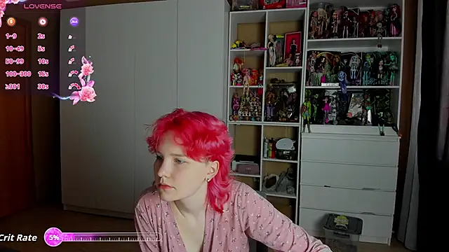 School Love online show from 05-07-26, 07:03