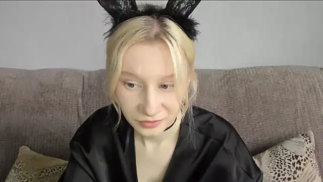 EnigmaSee online show from 10-30-25, 01:51