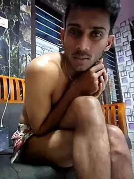 Snapshot of JOHN_LEE_DEREK chatting on 12-17-24, 06:31 JOHN LEE DEREK online show from 12-17-24, 06:31