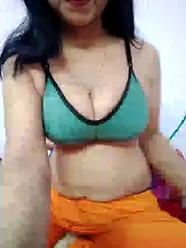 Snapshot of wildsakhi chatting on 12-19-24, 12:12 wildsakhi online show from 12-19-24, 12:12