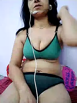 Snapshot of wildsakhi chatting on 01-02-25, 04:13 wildsakhi online show from 01-02-25, 04:13