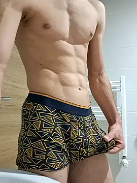 Snapshot of mertbey07 chatting on 12-09-24, 08:33 mertbey07 online show from 12-09-24, 08:33