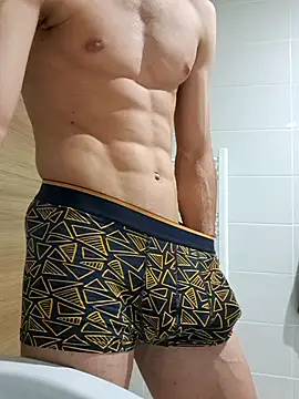 Snapshot of mertbey07 chatting on 12-12-24, 09:37 mertbey07 online show from 12-12-24, 09:37