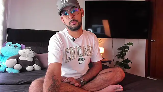 Snapshot of _PauloDaSilva_ chatting on 03-19-26, 05:28 PauloDaSilva online show from 03-19-26, 05:28