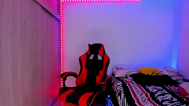 aldrinwhite online show from 02-08-26, 03:59