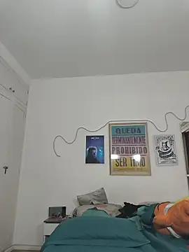 Snapshot of galaxiaa23 chatting on 02-21-26, 10:44 galaxiaa23 online show from 02-21-26, 10:44