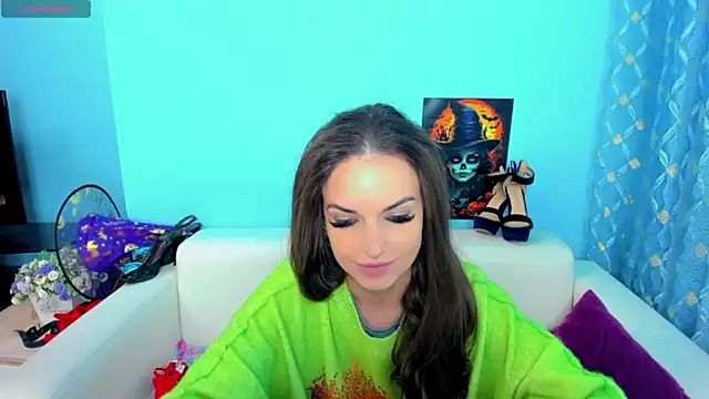 Snapshot of LindaaLu chatting on 11-20-25, 04:23 LindaaLu online show from 11-20-25, 04:23