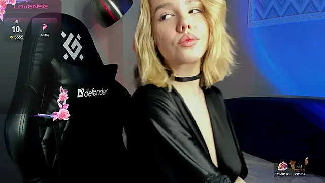 Snapshot of Anna_Robinson chatting on 03-17-25, 04:08 Anna Robinson online show from 03-17-25, 04:08