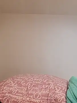 Snapshot of realsquirter chatting on 02-21-25, 10:50 realsquirter online show from 02-21-25, 10:50