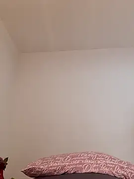 Snapshot of realsquirter chatting on 02-26-25, 11:30 realsquirter online show from 02-26-25, 11:30