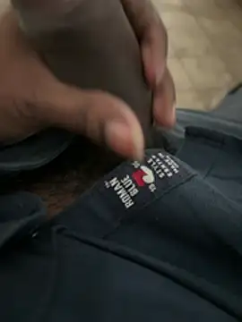 Snapshot of A-mira chatting on 02-18-26, 11:06 A-mira online show from 02-18-26, 11:06