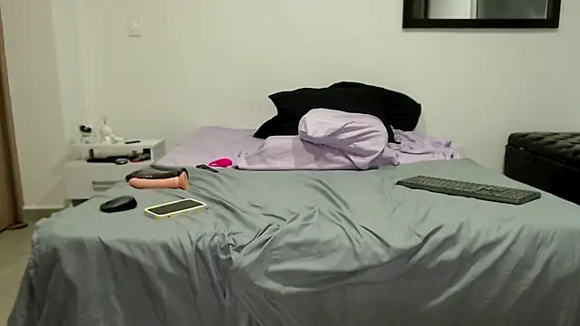 AnnieRoss69 online show from 12-06-24, 12:34