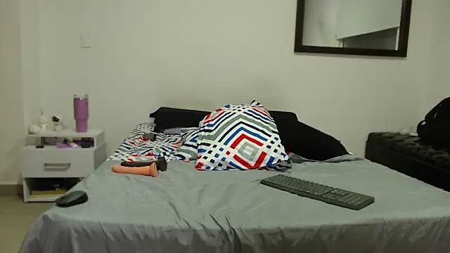 AnnieRoss69 online show from 10-22-25, 08:52