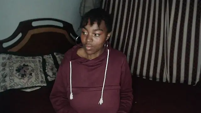 Snapshot of lyssyhorny chatting on 02-20-26, 02:52 lyssyhorny online show from 02-20-26, 02:52