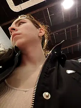 Snapshot of pleasure_of_life chatting on 01-28-25, 05:46 pleasure of life online show from 01-28-25, 05:46