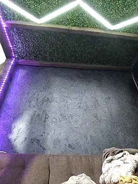 Snapshot of pleasure_of_life chatting on 10-16-25, 04:52 pleasure of life online show from 10-16-25, 04:52