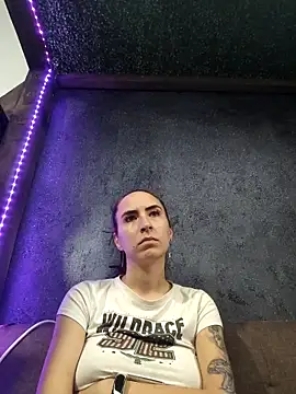 Snapshot of pleasure_of_life chatting on 11-08-25, 10:59 pleasure of life online show from 11-08-25, 10:59