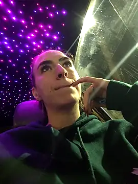 Snapshot of pleasure_of_life chatting on 11-26-25, 04:30 pleasure of life online show from 11-26-25, 04:30