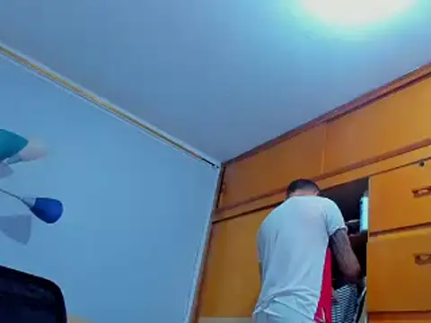 Snapshot of ToonyDee chatting on 02-05-25, 07:07 ToonyDee online show from 02-05-25, 07:07