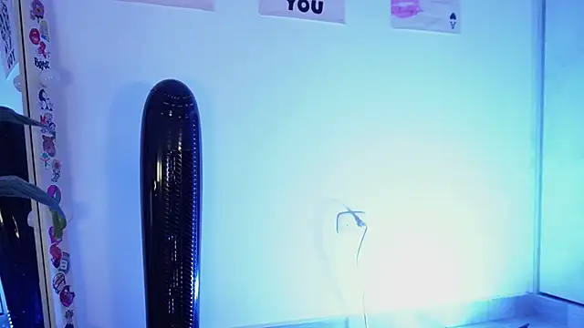 Snapshot of salome-brown chatting on 05-18-26, 11:32 salome-brown online show from 05-18-26, 11:32