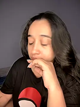 Snapshot of cata_megan chatting on 12-05-25, 01:14 cata megan online show from 12-05-25, 01:14