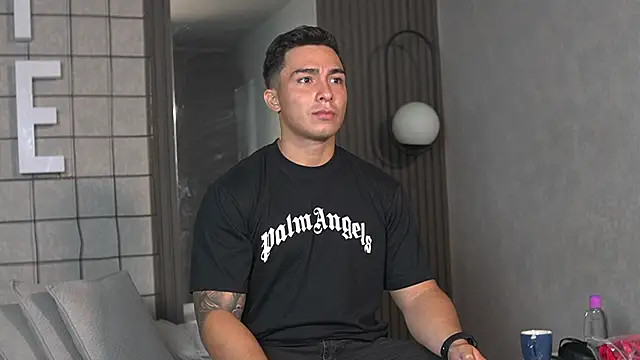 Ryan Hunt online show from 09-18-25, 01:46