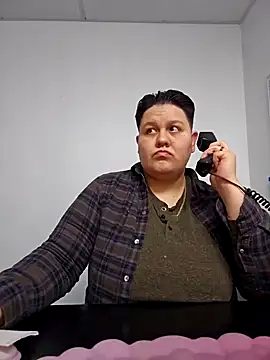 Snapshot of DevilDahm chatting on 12-06-24, 06:17 DevilDahm online show from 12-06-24, 06:17