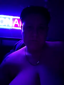 Snapshot of DevilDahm chatting on 12-11-24, 09:41 DevilDahm online show from 12-11-24, 09:41