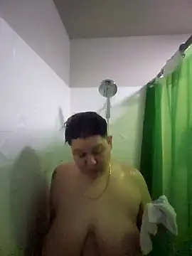 Snapshot of DevilDahm chatting on 01-09-25, 12:30 DevilDahm online show from 01-09-25, 12:30