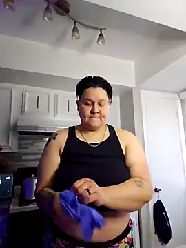 Snapshot of DevilDahm chatting on 01-20-25, 12:15 DevilDahm online show from 01-20-25, 12:15