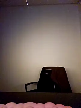 Snapshot of DevilDahm chatting on 03-12-25, 04:24 DevilDahm online show from 03-12-25, 04:24