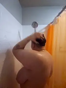 Snapshot of DevilDahm chatting on 03-21-25, 10:39 DevilDahm online show from 03-21-25, 10:39