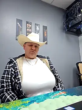 Snapshot of DevilDahm chatting on 09-10-25, 09:26 DevilDahm online show from 09-10-25, 09:26