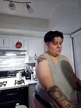 Snapshot of DevilDahm chatting on 09-19-25, 01:07 DevilDahm online show from 09-19-25, 01:07