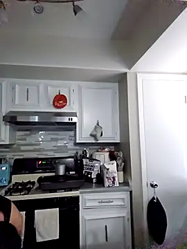 Snapshot of DevilDahm chatting on 10-11-25, 12:10 DevilDahm online show from 10-11-25, 12:10