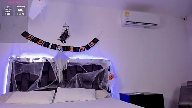 Sthef Castle online show from 10-29-25, 03:58