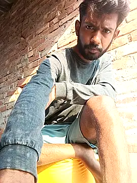 NICK IN online show from 11-21-25, 02:43