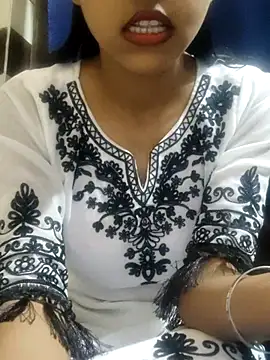Snapshot of Miss_saniya chatting on 01-23-25, 03:16 Miss saniya online show from 01-23-25, 03:16