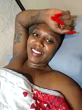 Snapshot of YourDreamLady22 chatting on 02-05-25, 03:13 YourDreamLady22 online show from 02-05-25, 03:13