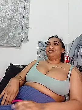 Snapshot of GORGEOUSLIPS chatting on 12-03-25, 09:24 GORGEOUSLIPS online show from 12-03-25, 09:24