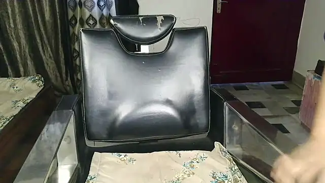 aarushi sharmaa online show from 10-15-25, 05:07