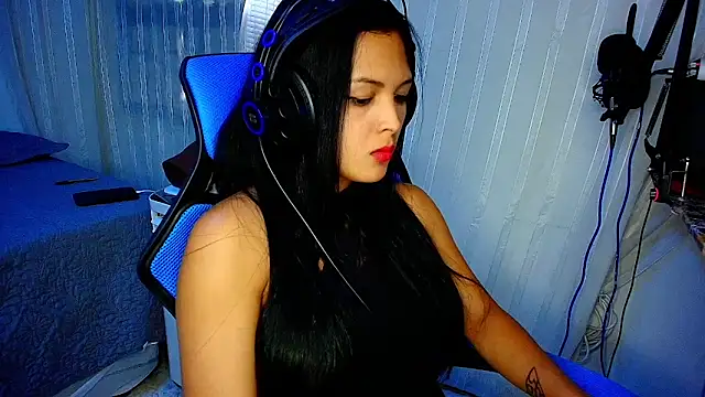 MOMMYJEVAA online show from 03-11-25, 08:53