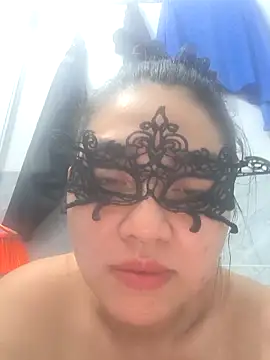 Snapshot of girldam95 chatting on 12-05-25, 01:20 girldam95 online show from 12-05-25, 01:20