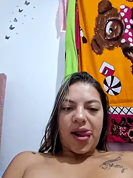 Snapshot of Daila_20_ chatting on 10-30-25, 02:07 Daila 20 online show from 10-30-25, 02:07