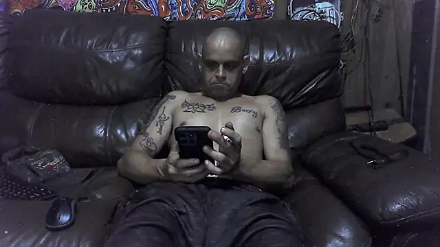 Buffshagswell online show from 09-30-25, 03:00